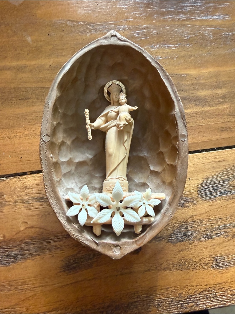 Vintage Madonna & Child Statue in Half Walnut Shell Plastic Mary & Jesus 5 1/4”